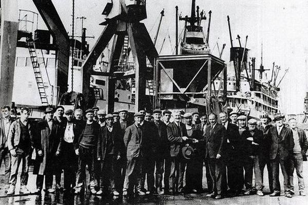 Pic: Dublin Dock Workers Preservation Society